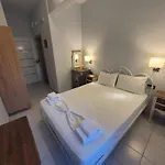 Panzió Aκrotiriresort